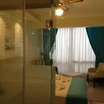 Mola Hotel