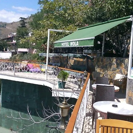 Mola Hotel