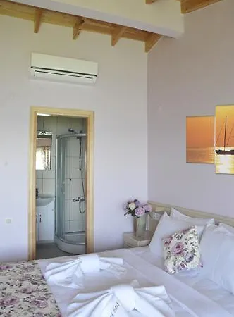 Hotel Mola *